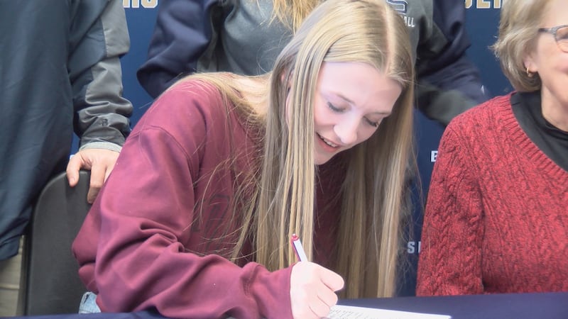 Raegan Lane signs to Concord softball Tuesday