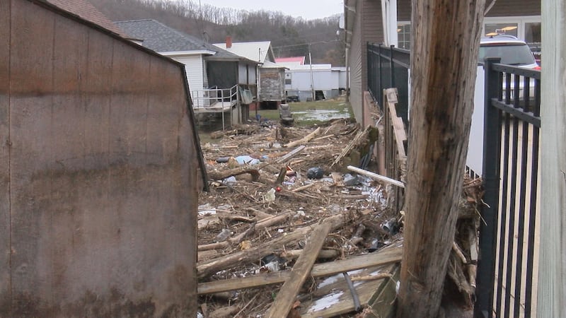 Richlands residents survey home damage from weekend flooding