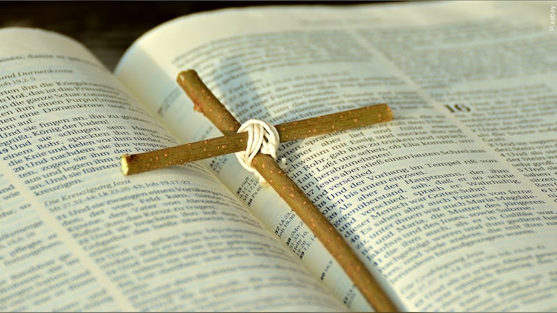 Cross and bible (FILE)